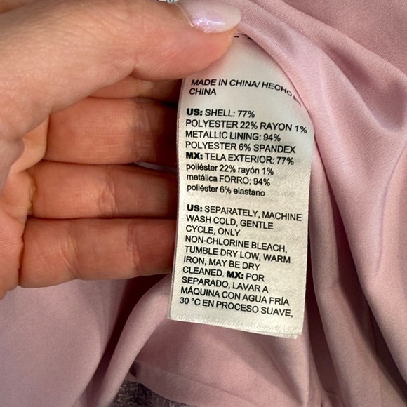 Chico's Lavender Short-Sleeve Blazer Lady Jacket with Gold Buttons XL or 3 - Picture 4 of 4